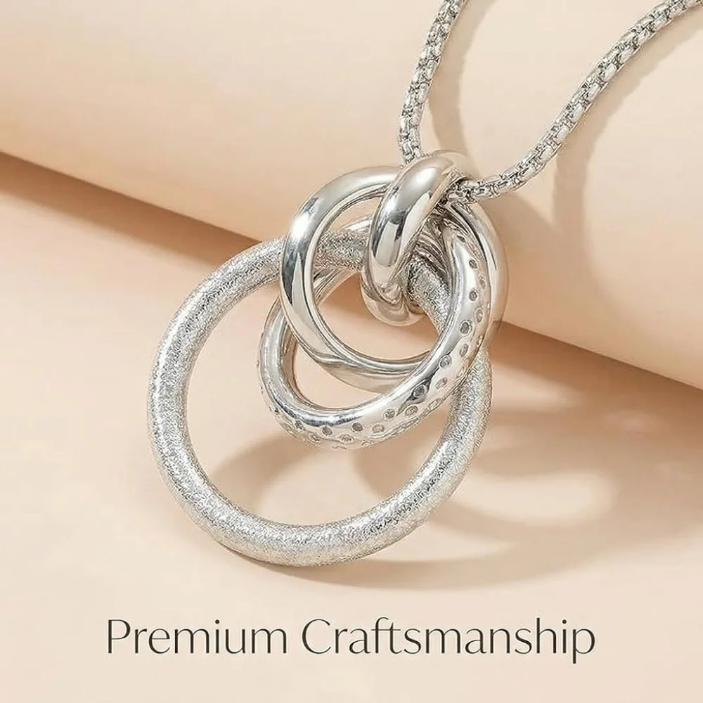 Elegant Silver Necklace